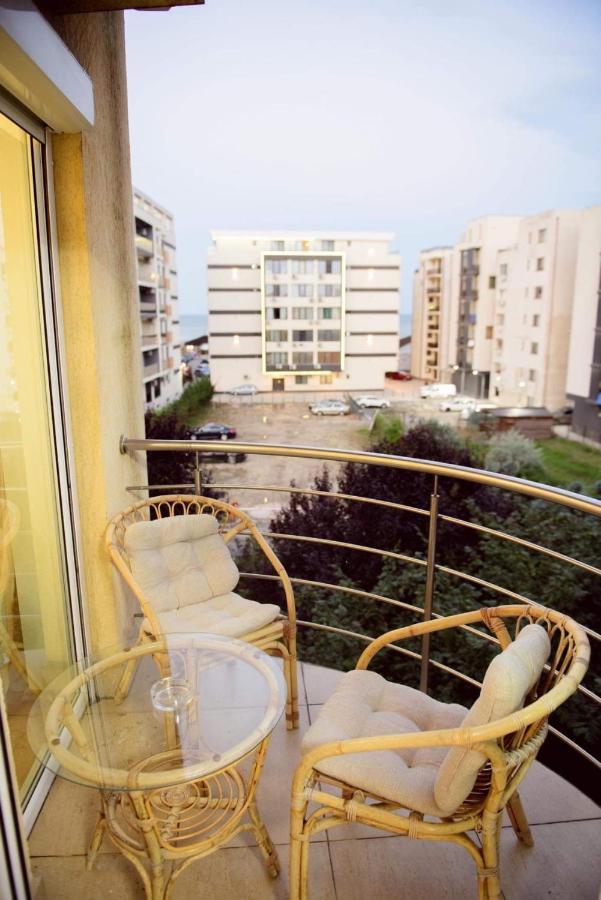 Apartamento Sadara Sea Breeze Năvodari Exterior foto