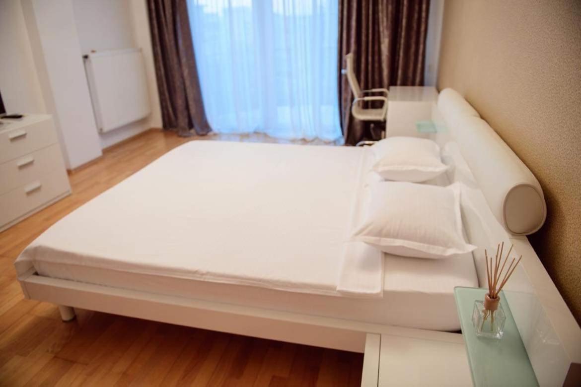 Apartamento Sadara Sea Breeze Năvodari Exterior foto