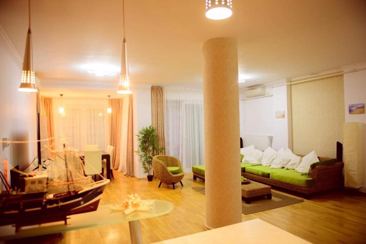 Apartamento Sadara Sea Breeze Năvodari Exterior foto